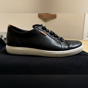Ecco Soft 7 (Women’s)